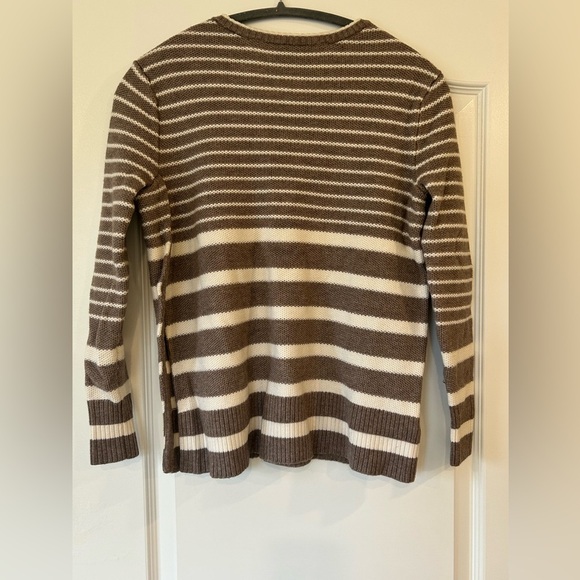 EUC Athleta Striped Kennewick Side Slit Pullover Sweater Tan Cream Womens XXS - Picture 14 of 15